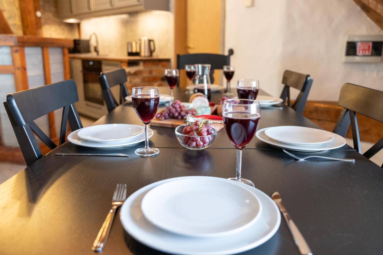 טאלין Hilltop Apartments - Old Town Kuninga מראה חיצוני תמונה